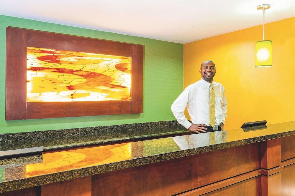 Comfort Inn San Diego Old Town Екстериор снимка