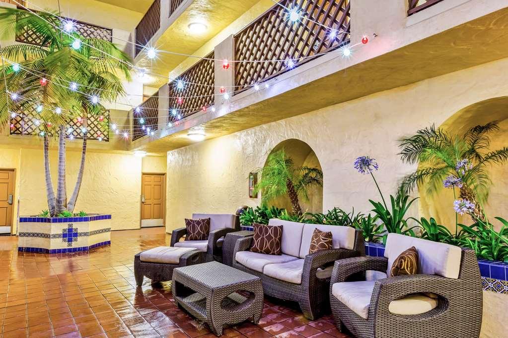 Comfort Inn San Diego Old Town Съоръжения снимка